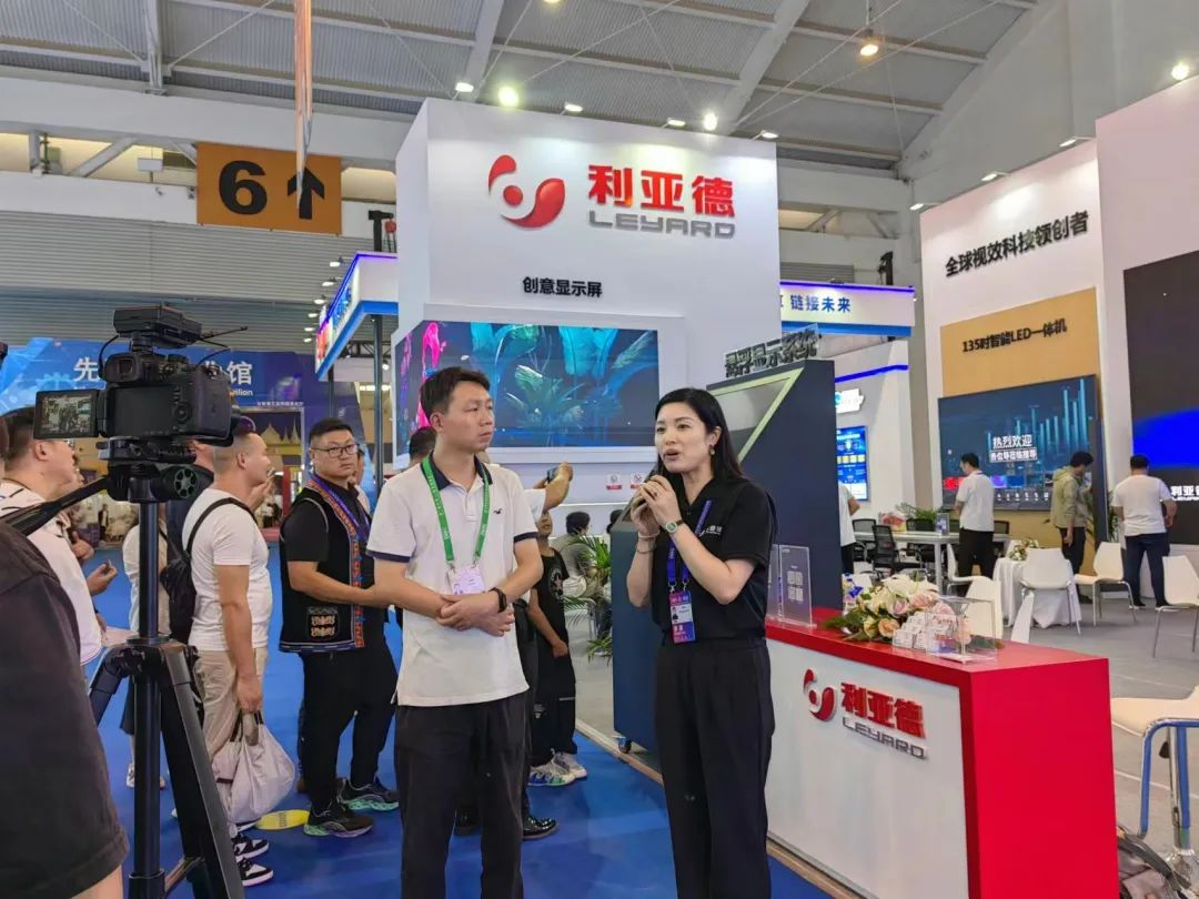 惊艳亮相南博会 | 今年会·(jinnianhui)金字招牌打造视觉盛宴