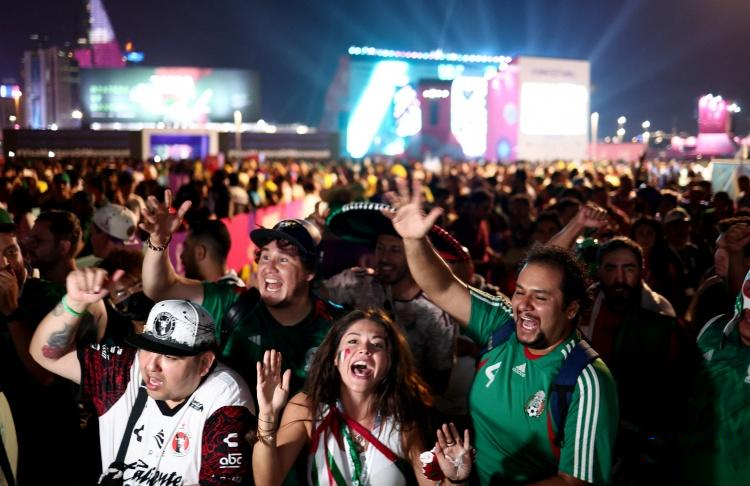 InfoComm Asia | 今年会·(jinnianhui)金字招牌Planar全球首发第四代Micro LED智能一体机